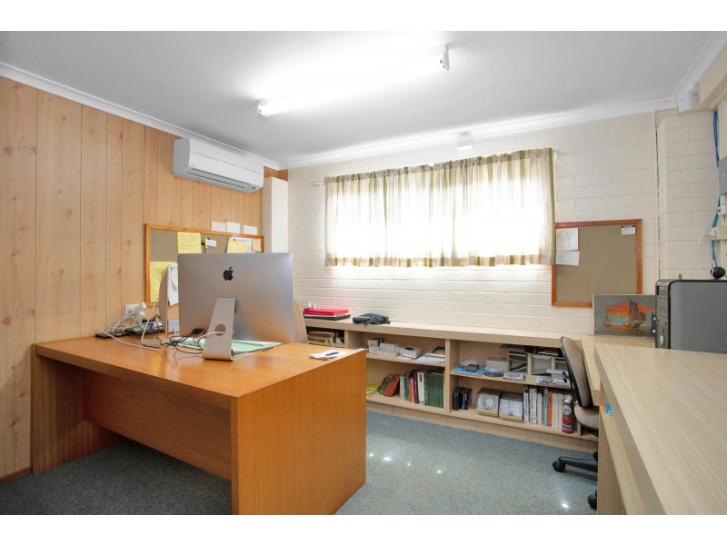 1 Rainlover Street, Ooralea QLD 4740