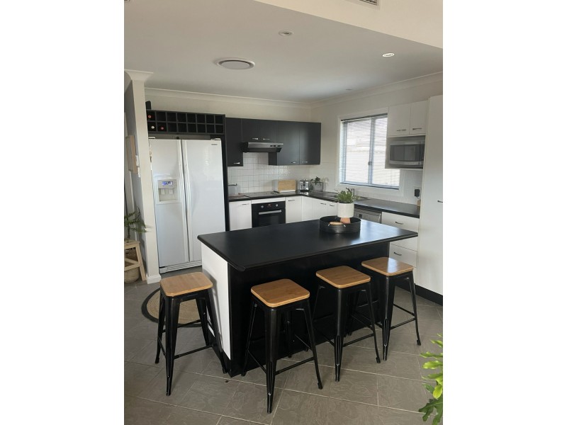 128 Clements Street, Moranbah QLD 4744