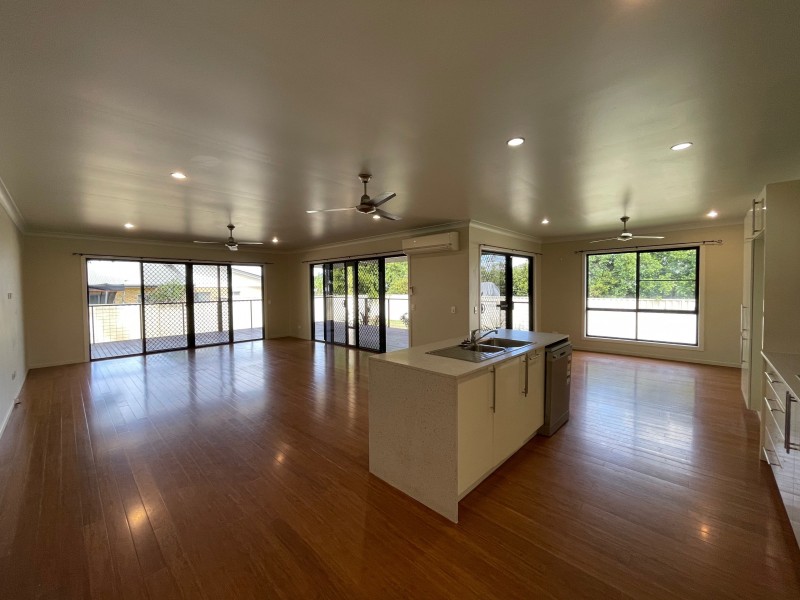 128 Clements Street, Moranbah QLD 4744