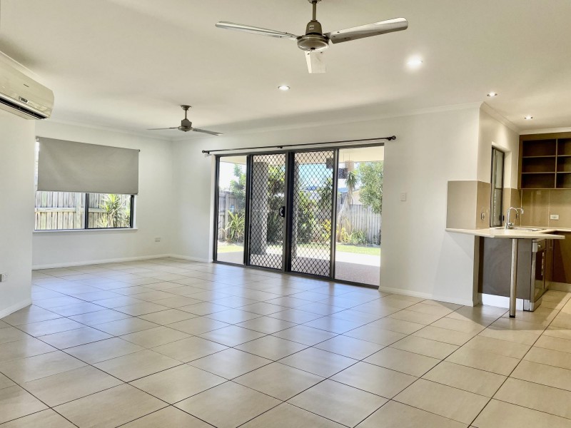 5 Crestview Crescent, Bucasia QLD 4750