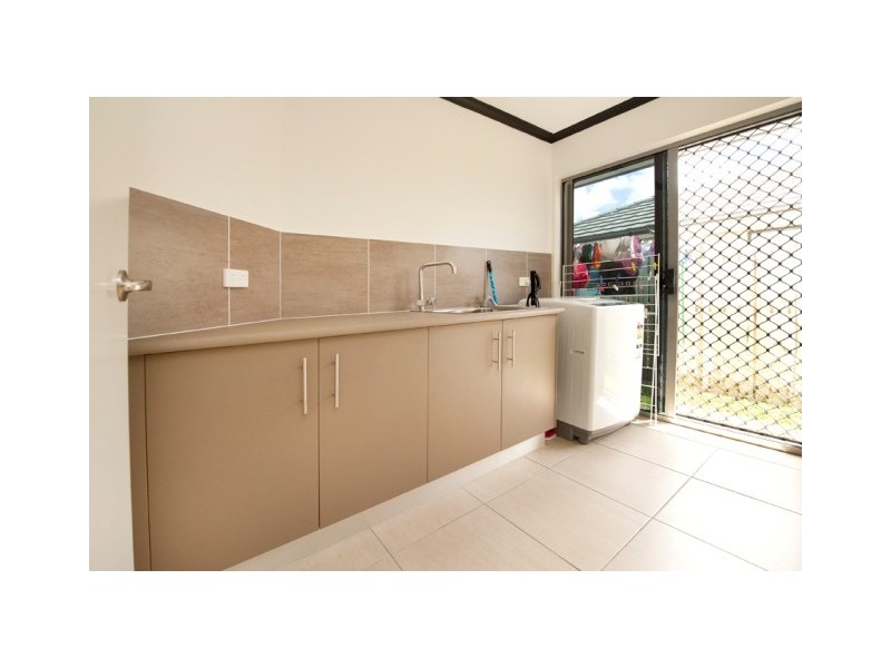 5 Crestview Crescent, Bucasia QLD 4750