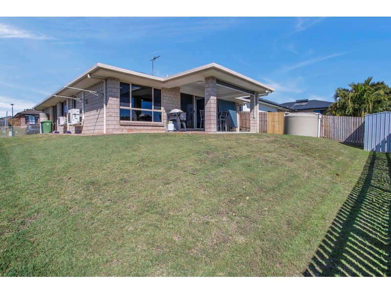 6 Hangan Street, Bucasia QLD 4750