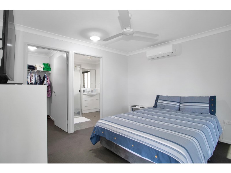 6 Hangan Street, Bucasia QLD 4750