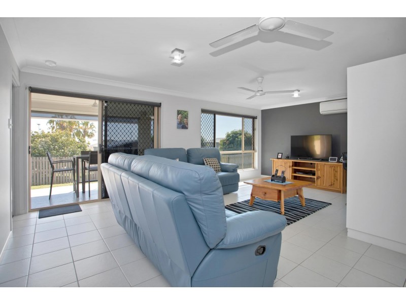 6 Hangan Street, Bucasia QLD 4750