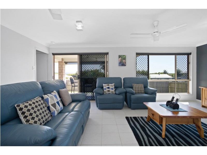 6 Hangan Street, Bucasia QLD 4750