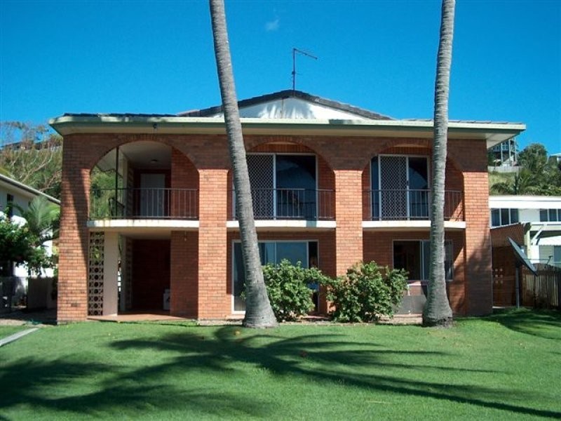 62 Bourke Street, Blacks Beach QLD 4740