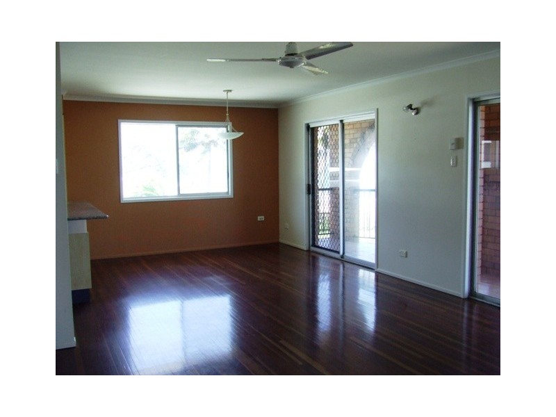 62 Bourke Street, Blacks Beach QLD 4740