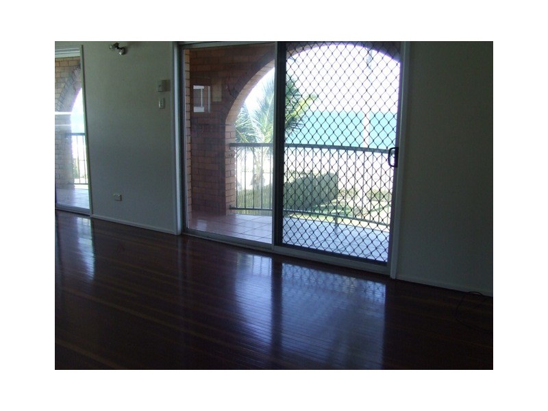 62 Bourke Street, Blacks Beach QLD 4740