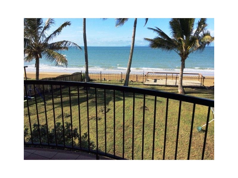 62 Bourke Street, Blacks Beach QLD 4740