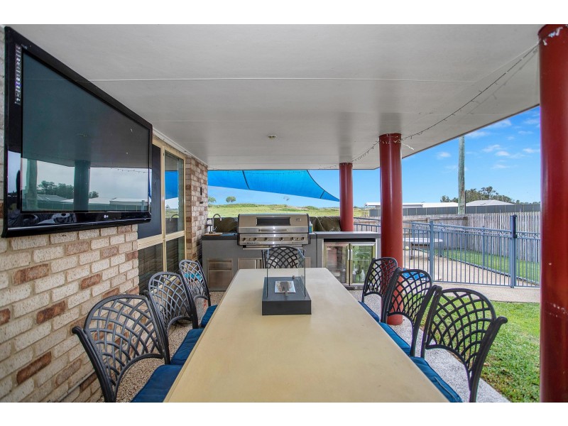 15 Morgan Court, Rural View QLD 4740