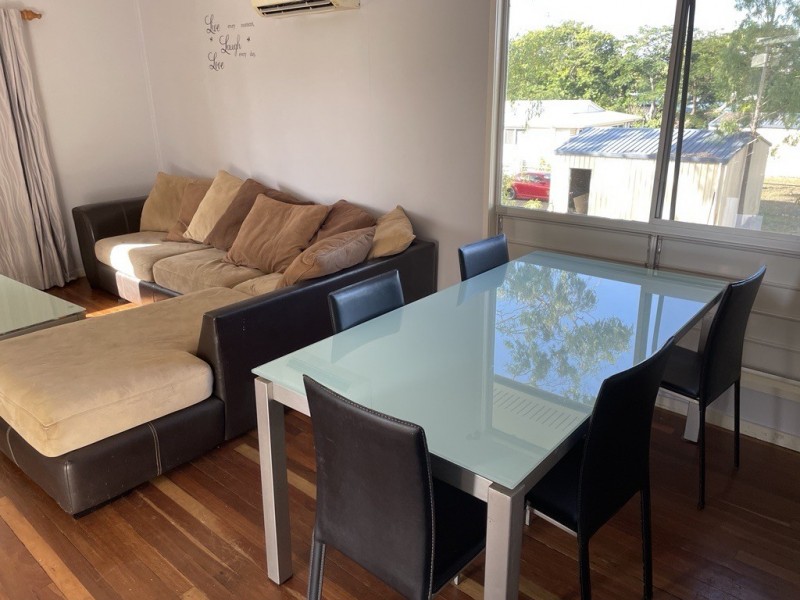 4/4 Suttor Street, Nebo QLD 4742