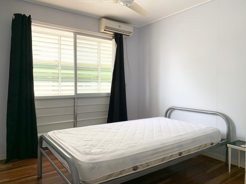 4/4 Suttor Street, Nebo QLD 4742