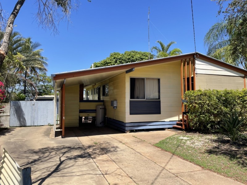 20 McCool Street, Moranbah QLD 4744