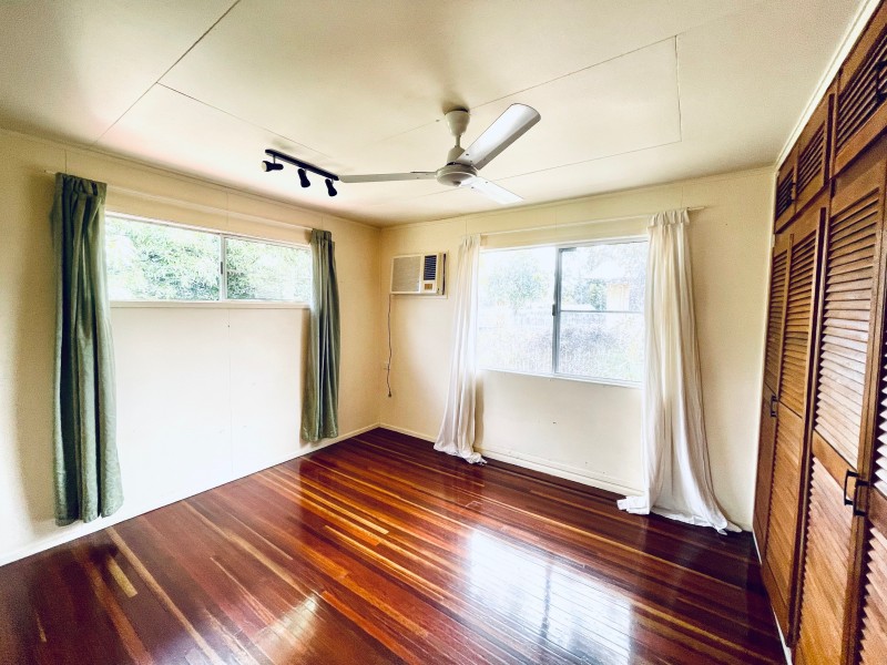 20 McCool Street, Moranbah QLD 4744