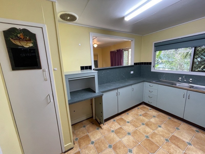 6 Gerrard Street, Dysart QLD 4745