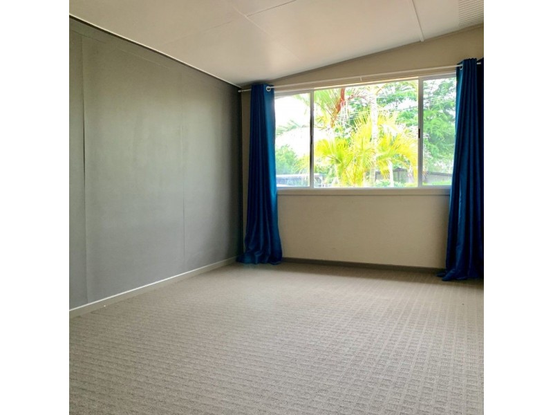 14 McCartney Street, Dysart QLD 4745