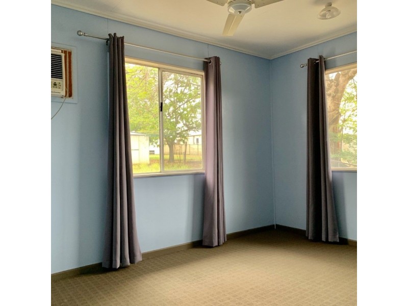 14 McCartney Street, Dysart QLD 4745