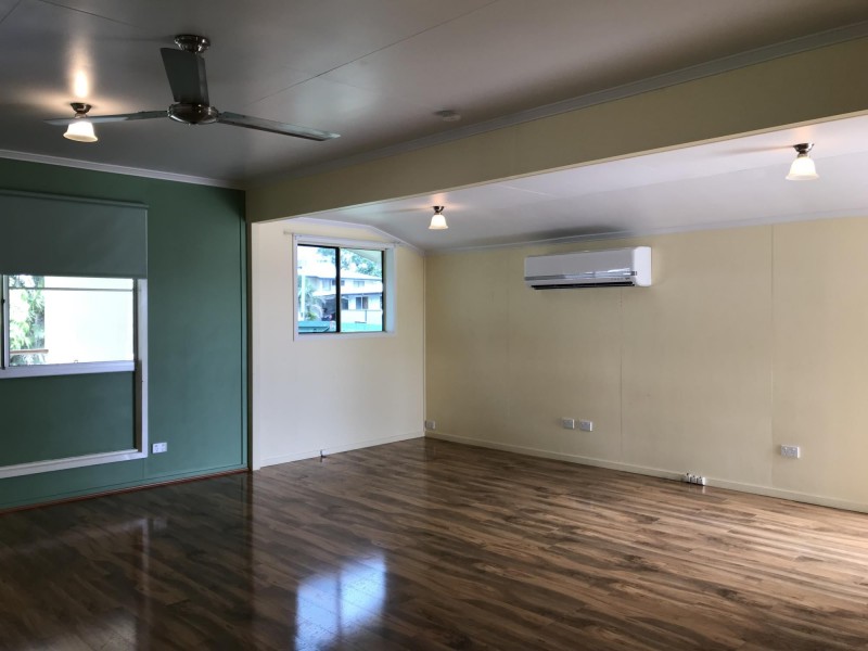 2 Casey Court, Moranbah QLD 4744