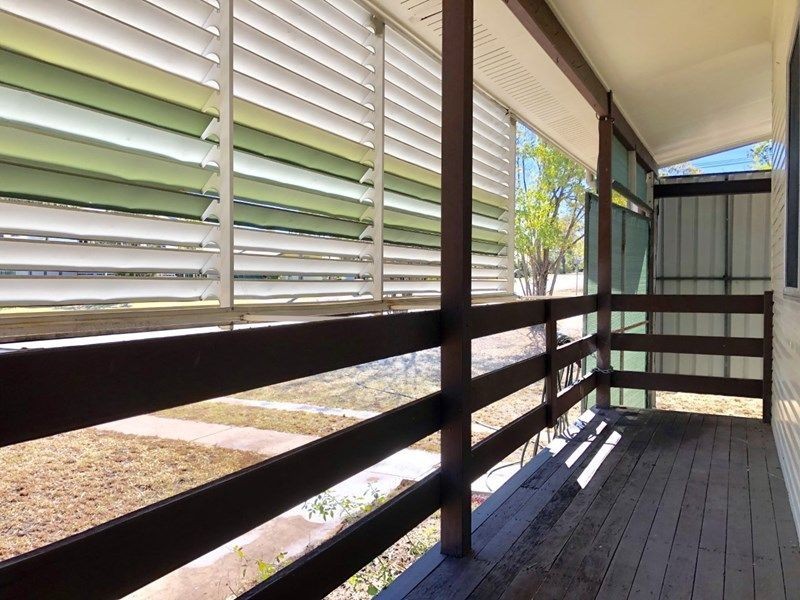 30 Beresford Crescent, Dysart QLD 4745