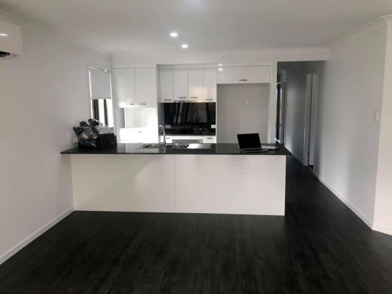 7 Thorn Avenue, Rural View QLD 4740