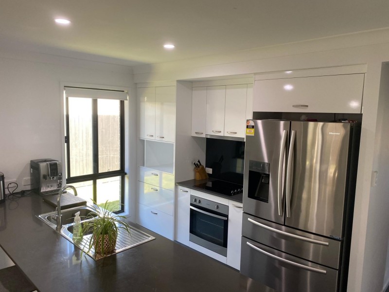 7 Thorn Avenue, Rural View QLD 4740