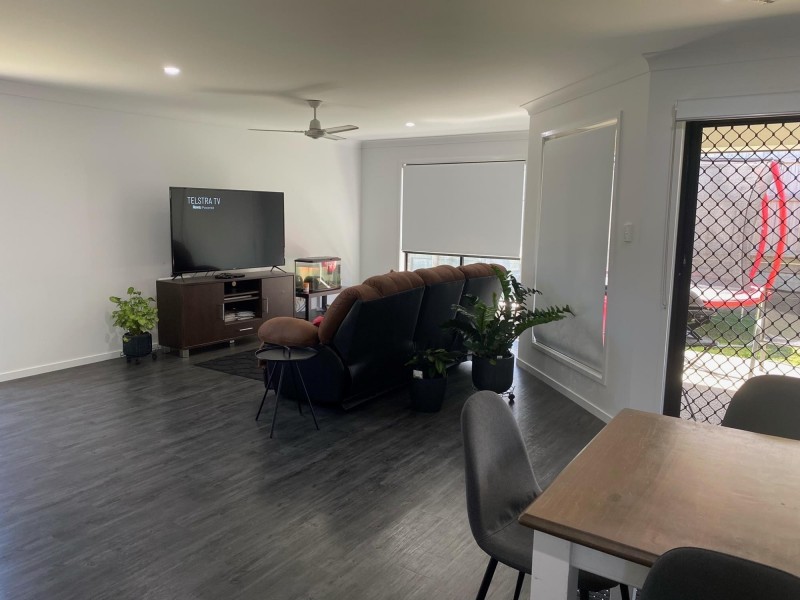 7 Thorn Avenue, Rural View QLD 4740