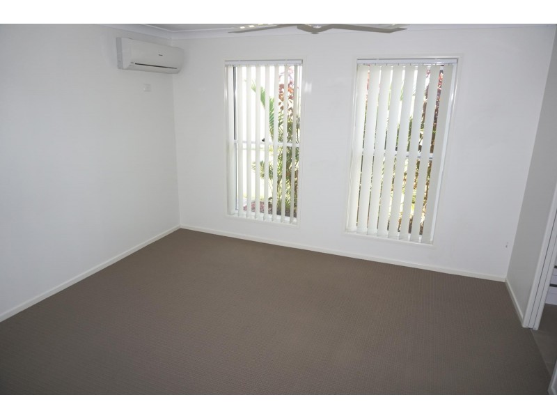 18 Isobel Ave, Mirani QLD 4754