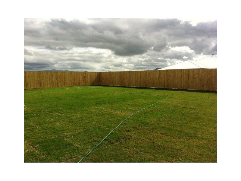 18 Isobel Ave, Mirani QLD 4754