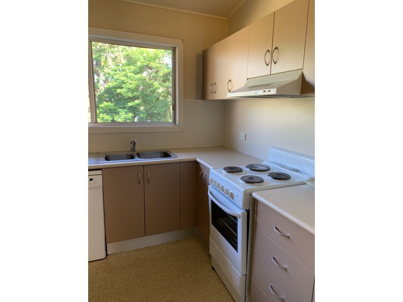 14 Connor Drive, Moranbah QLD 4744