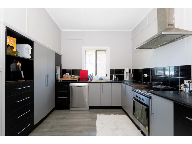 16 Norris Road, North Mackay QLD 4740