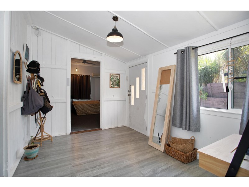 16 Norris Road, North Mackay QLD 4740