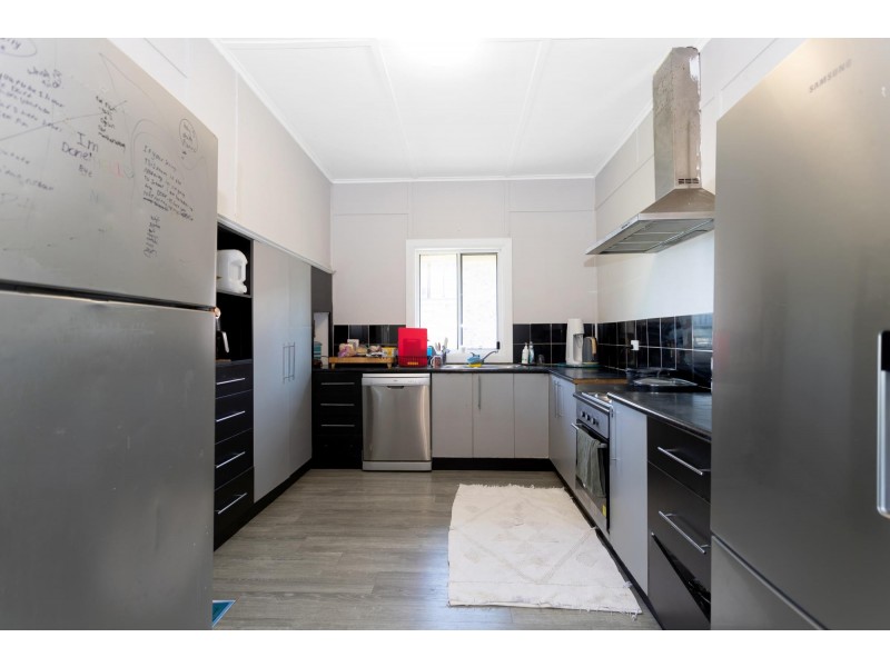 16 Norris Road, North Mackay QLD 4740