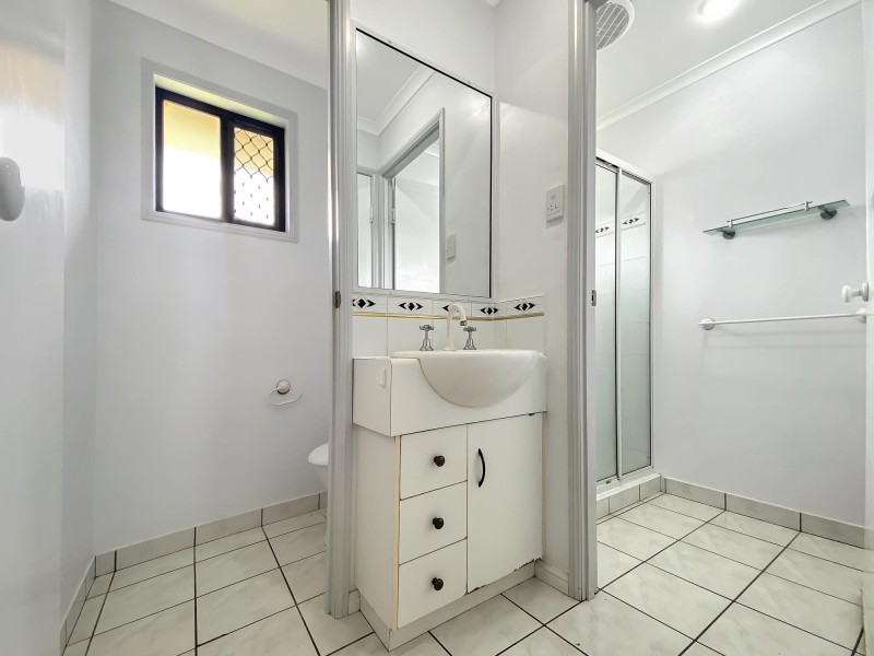 2 Mcalary Drive, Eimeo QLD 4740