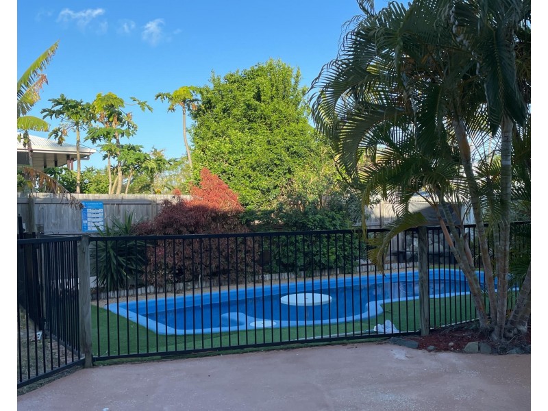 4B/Paton Terrace, Slade Point QLD 4740