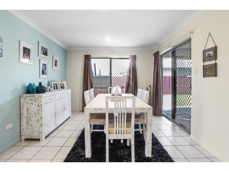 35 Deguara Avenue, Armstrong Beach QLD 4737