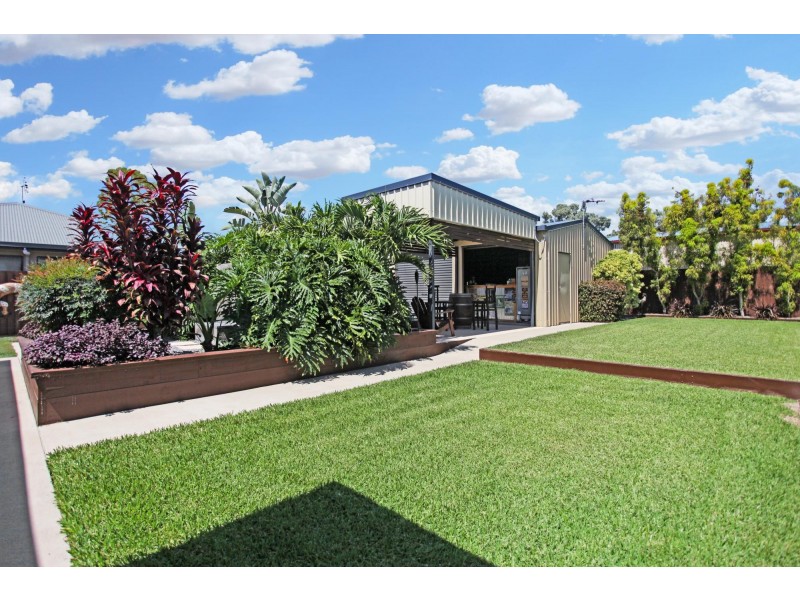 35 Deguara Avenue, Armstrong Beach QLD 4737