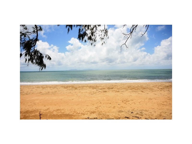 2/8 Admiral Drive, Dolphin Heads QLD 4740