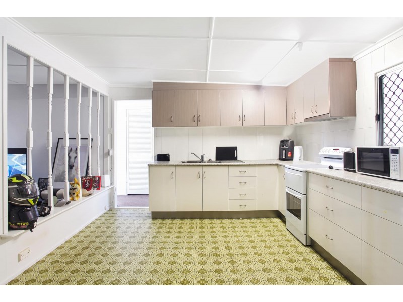 7 McCarthy St,, Hay Point QLD 4740