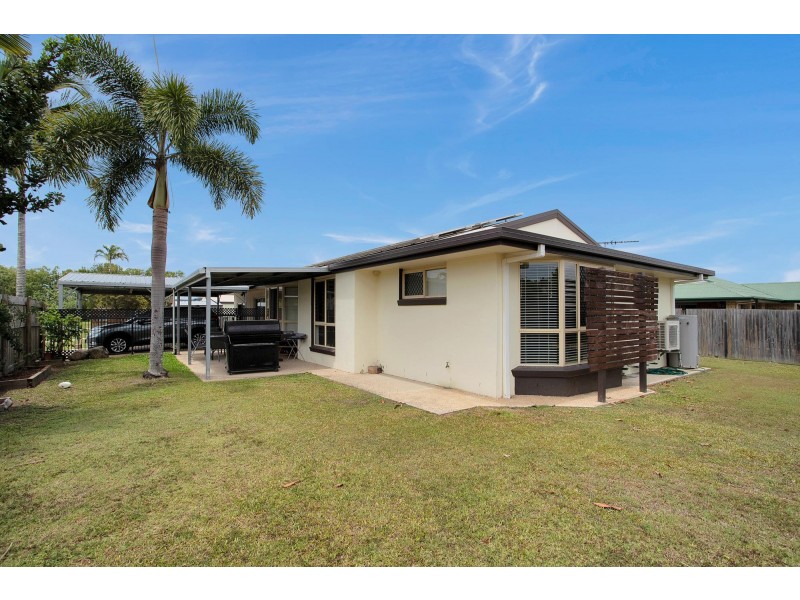 15 Leticia Street, Bucasia QLD 4750