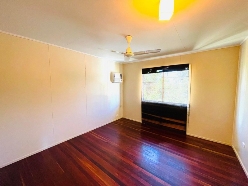 11 McCool Street, Moranbah QLD 4744