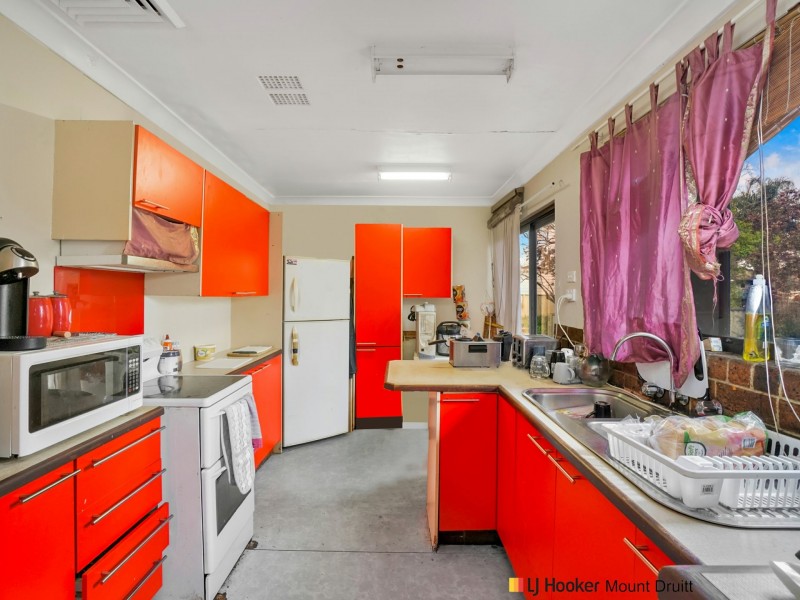 7 Leeuwin Court, Andergrove QLD 4740