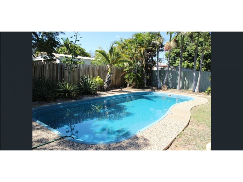 6 Shannon Drive, Moranbah QLD 4744