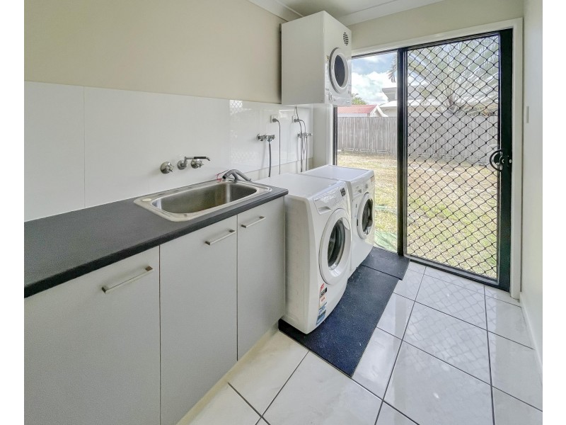 29 Centennial Drive, Glenella QLD 4740