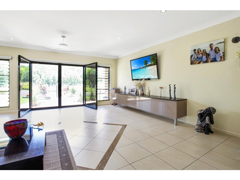 1 Brooksfield Drive, Sarina Beach QLD 4737