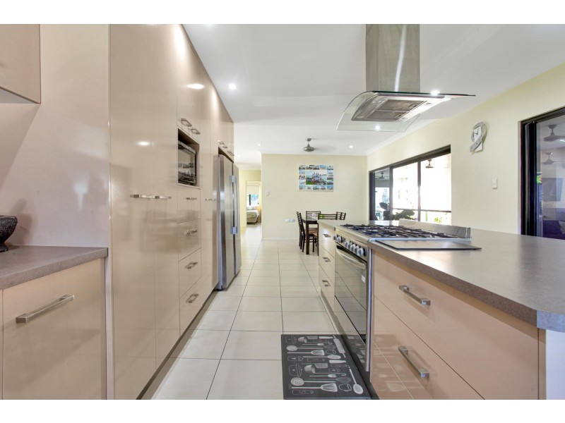 1 Brooksfield Drive, Sarina Beach QLD 4737