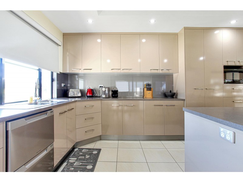 1 Brooksfield Drive, Sarina Beach QLD 4737