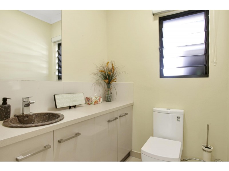 1 Brooksfield Drive, Sarina Beach QLD 4737