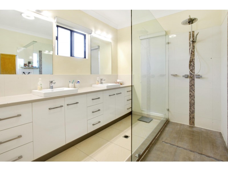 1 Brooksfield Drive, Sarina Beach QLD 4737