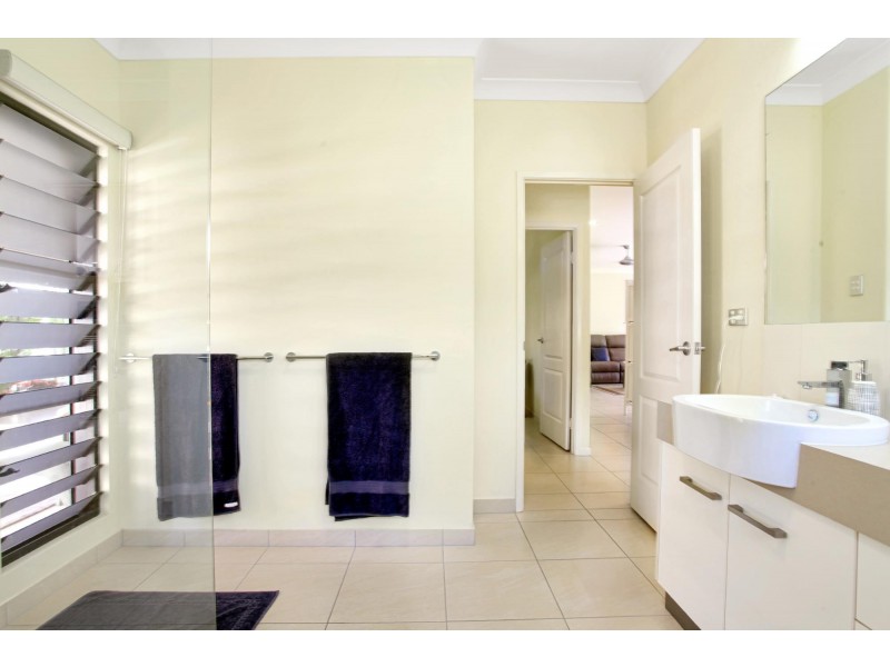 1 Brooksfield Drive, Sarina Beach QLD 4737