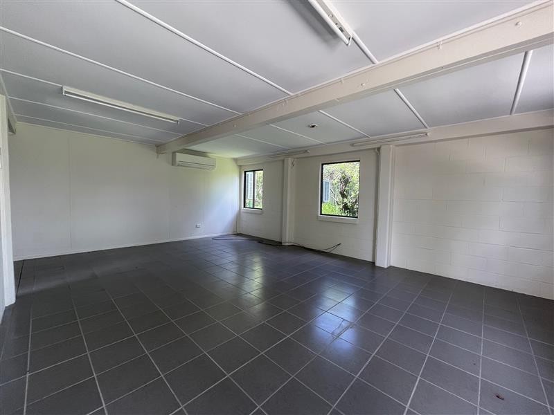 33 Winterer Crescent, Dysart QLD 4745